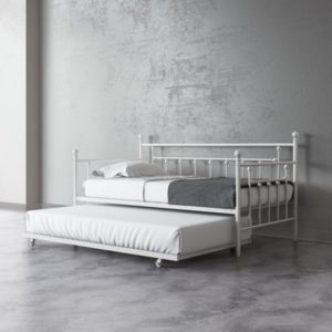 Manila metal daybed with trundle